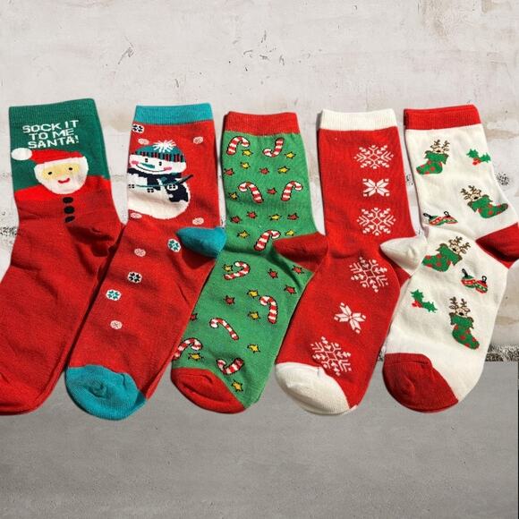 Festive Holiday Socks Set - Picture 1 of 3